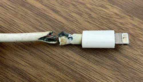 Damaged iPhone Lightning cable