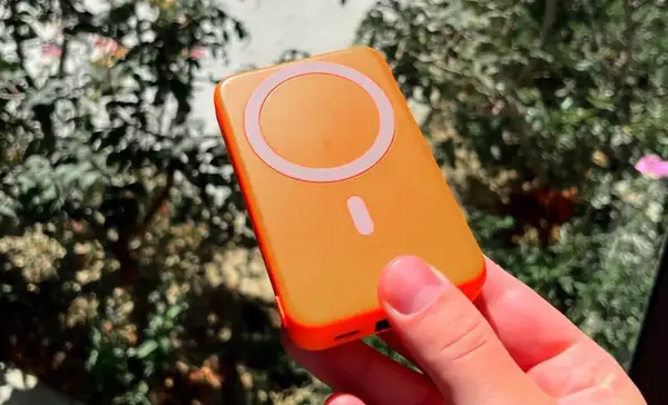 Power Bank Lifespan and Maintenance Guide. 3 Lifespan of Your Power Bank